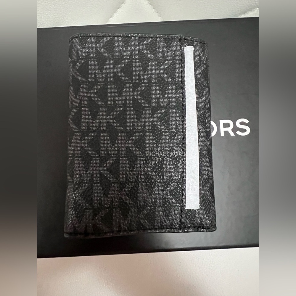 Cooper Signature Logo Tri-Fold Wallet - Picture 3 of 3